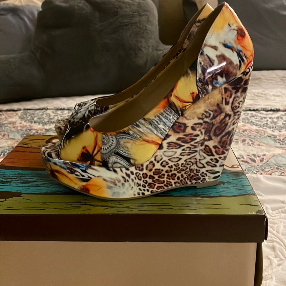 Animal print wedges